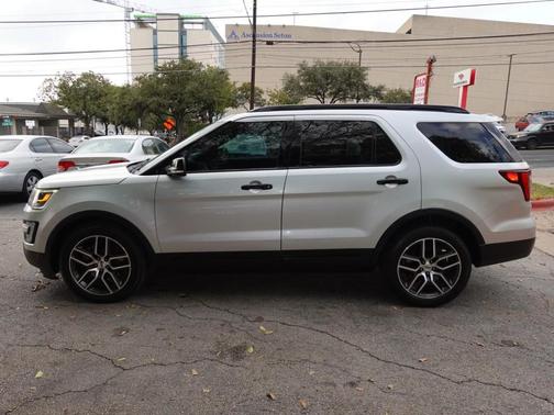 2016 Ford Explorer Sport