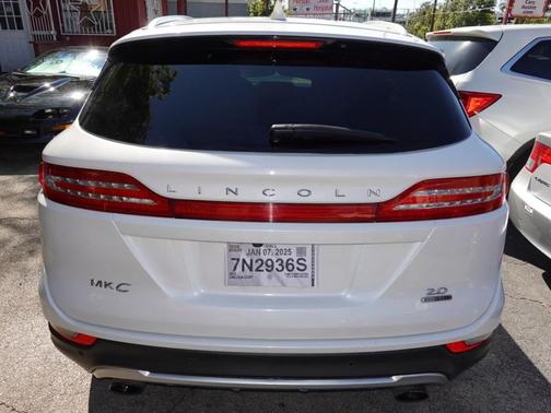 2015 Lincoln MKC Base