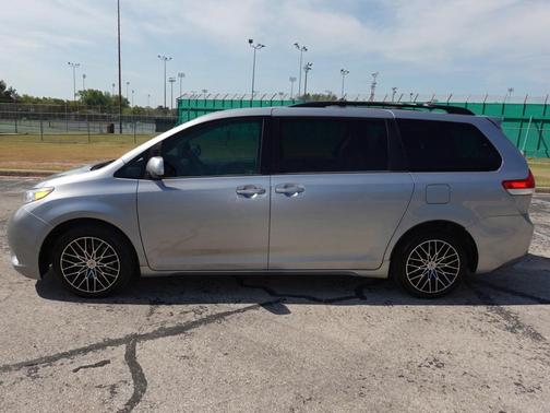 2012 Toyota Sienna Limited