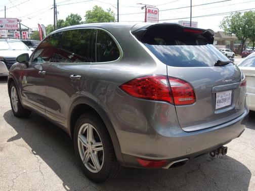 2011 Porsche Cayenne Cayenne