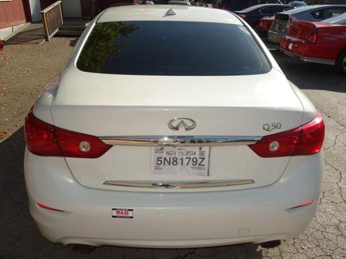 2014 INFINITI Q50 Premium