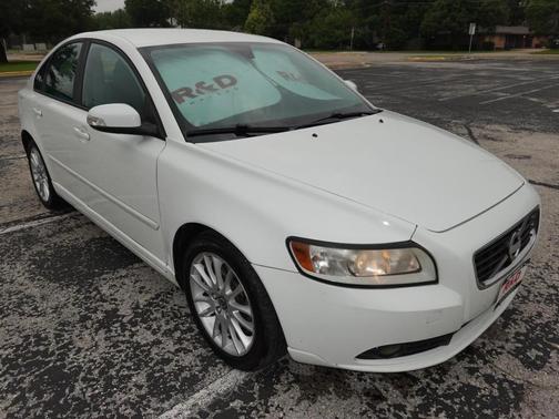 Ice White 2011 Volvo S40 T5 R-Design