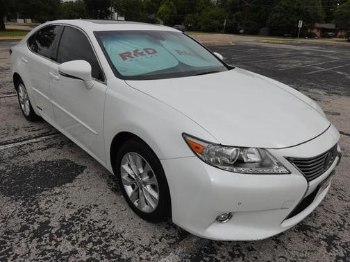 Starfire Pearl 2014 Lexus ES 300h Base