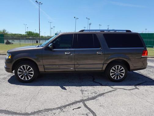 Bronze Fire Metallic 2016 Lincoln Navigator Select