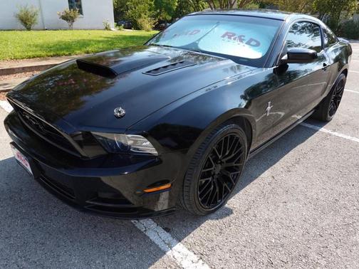 2013 Ford Mustang V6 Premium