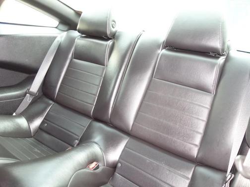 2013 Ford Mustang V6 Premium