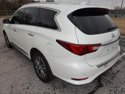 2016 INFINITI QX60 Base