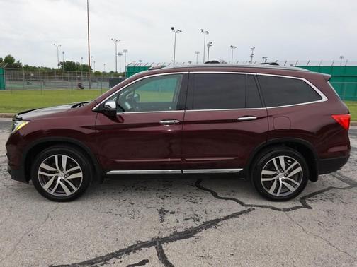 Dark Cherry Pearl 2016 Honda Pilot Elite