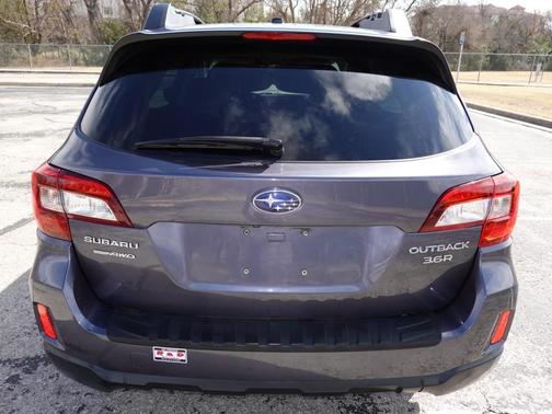 2015 Subaru Outback 3.6R Limited