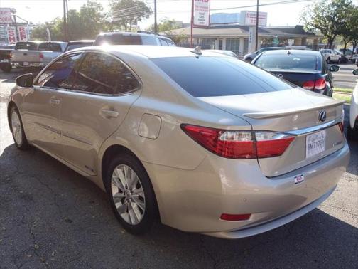 2014 Lexus ES 300h Base