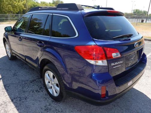 2011 Subaru Outback 2.5 i Limited