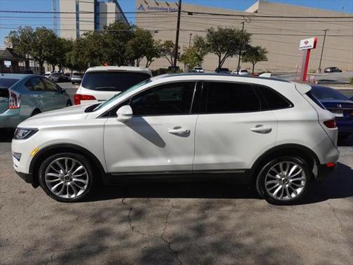 2015 Lincoln MKC Base