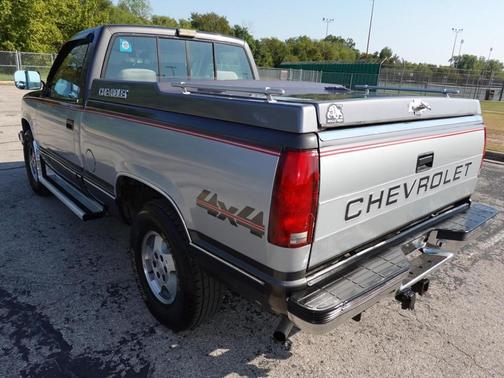 1992 Chevrolet 1500 Reg Cab WB 4WD
