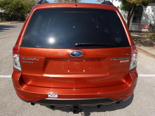 2010 Subaru Forester 2.5 X Premium