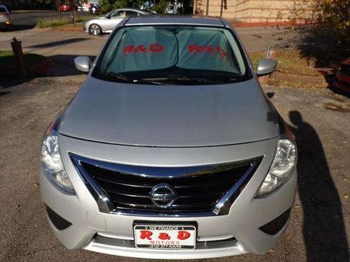 2017 Nissan Versa 1.6 S+
