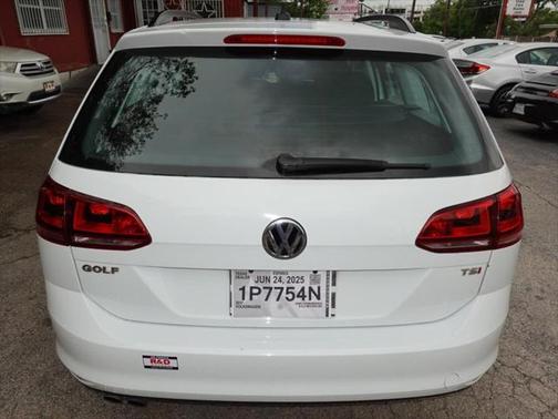 2017 Volkswagen Golf SportWagen TSI S