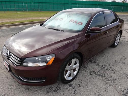 2013 Volkswagen Passat 2.5 SE