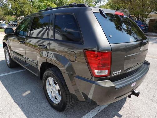 2006 Jeep Grand Cherokee Laredo