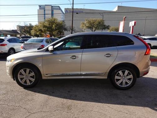 2016 Volvo XC60 T6 Drive-E