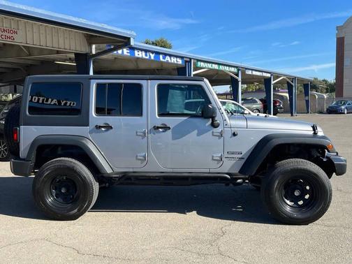 2018 Jeep Wrangler JK Unlimited Sport