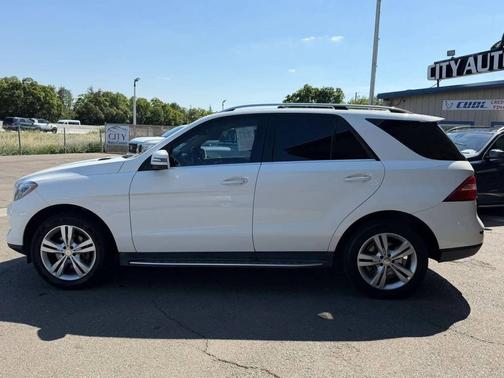 White 2014 Mercedes-Benz M-Class ML 350 4dr SUV