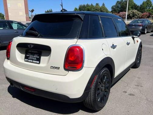 2017 MINI Hardtop Cooper