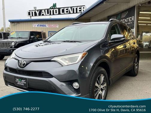 2018 Toyota RAV4 XLE