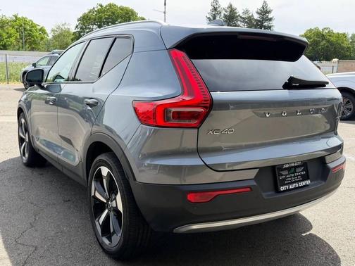 Osmium Grey Metallic 2019 Volvo XC40 T5 Momentum
