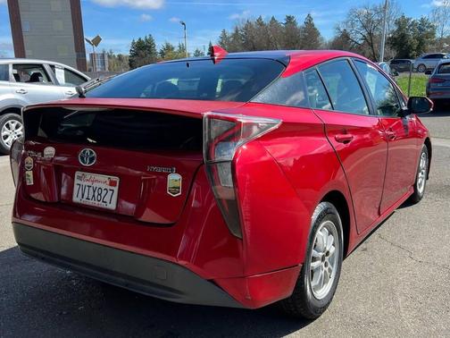 2016 Toyota Prius Two