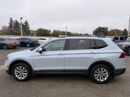 2018 Volkswagen Tiguan 2.0T SE