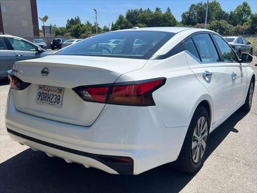 2020 Nissan Altima S FWD
