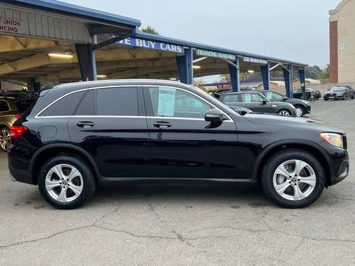 2017 Mercedes-Benz GLC 300 Base