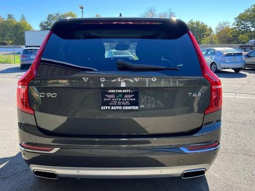 2018 Volvo XC90 T6 Inscription