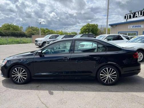 2015 Volkswagen Jetta 1.8T Sport