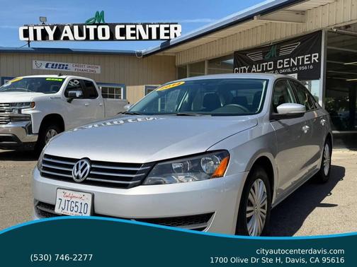 Silver 2014 Volkswagen Passat 1.8T Auto S