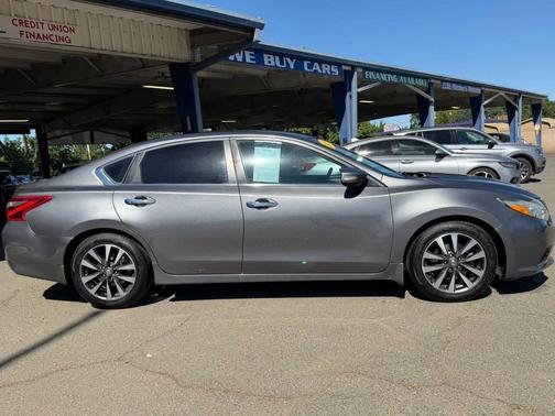 2017 Nissan Altima 2.5 SL