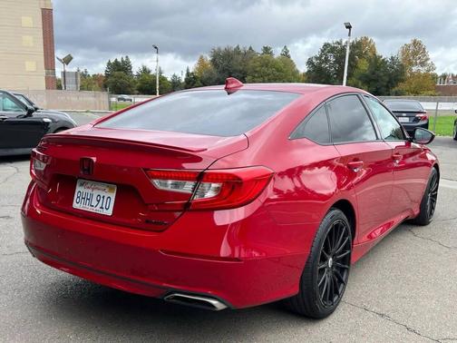 2018 Honda Accord Sport 4dr Sedan (1.5T I4 CVT)