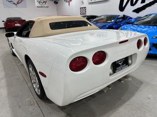 2001 Chevrolet Corvette Base