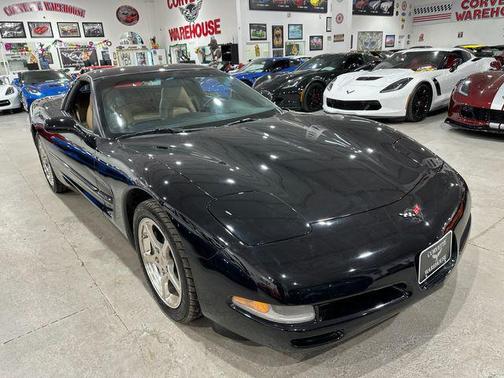 2004 Chevrolet Corvette Base