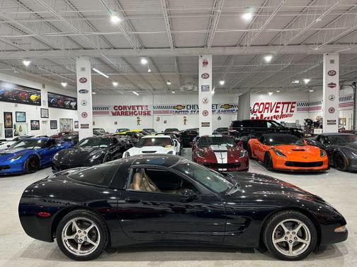 2004 Chevrolet Corvette Base