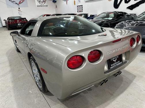 2000 Chevrolet Corvette Base