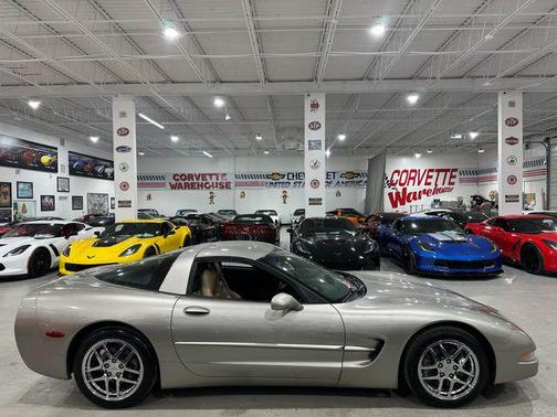 2000 Chevrolet Corvette Base