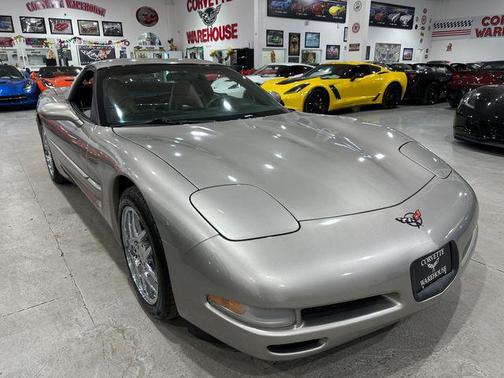 2000 Chevrolet Corvette Base