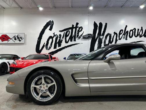 2002 Chevrolet Corvette Base