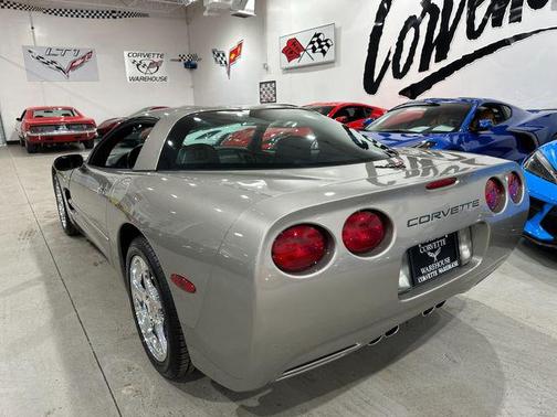 2002 Chevrolet Corvette Base