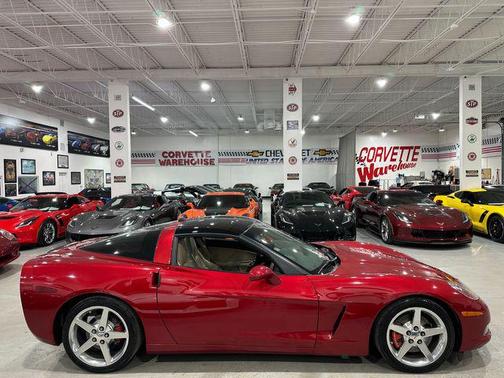 2005 Chevrolet Corvette Base