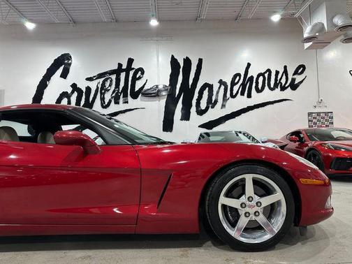 2005 Chevrolet Corvette Base