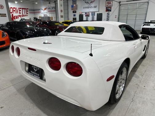 2001 Chevrolet Corvette Base
