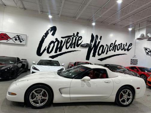 2001 Chevrolet Corvette Base