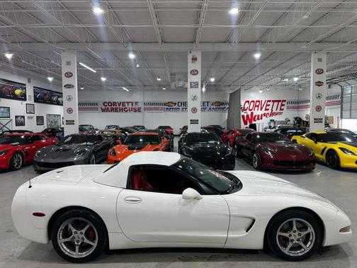 2001 Chevrolet Corvette Base